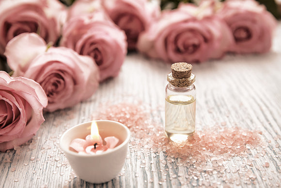 La Rose dans les Cosmétiques et ses Formidables Bienfaits pour la Peau