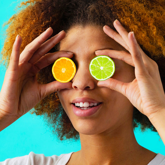 Une Belle Peau et des Cheveux en Pleine Forme grâce à la Vitamine C