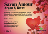 Une idée cadeau pour son amoureux ou son amoureuse, déclarez votre flamme avec le savon Amour à l'huile d'argan et à la rose !  Ce savon est également parfait comme cadeau pour les invités lors d'un mariage ! N'hésitez pas à nous contacter pour passer une commande en grosses quantités afin de bénéficier de remises.